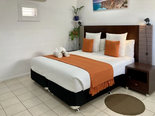 King Deluxe Double Suite